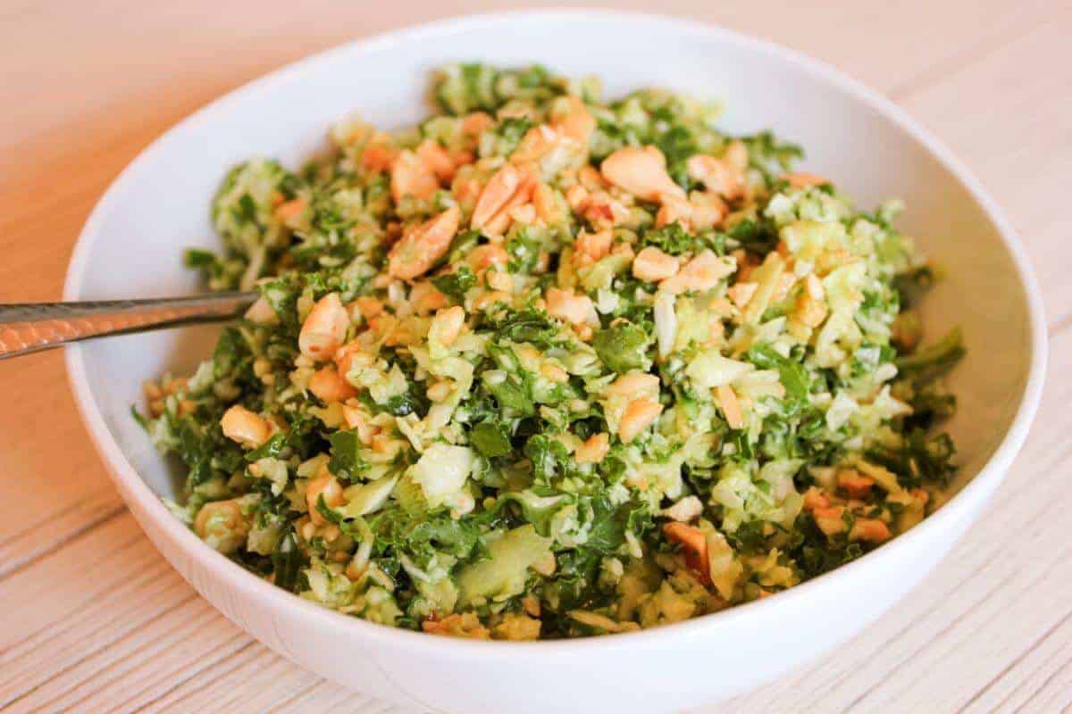 Kale salad with thai peanut salad dressing